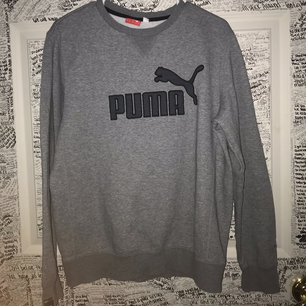 Medium puma grey crew neck sweatshirt